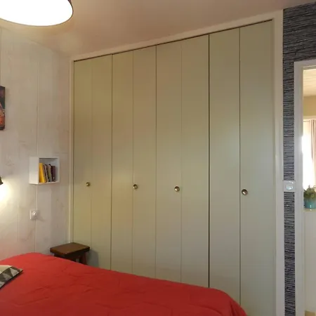 Apartment 3 Pieces Avec 6 Couchages Et Parking A - Fr-1-251-911 Bormes-les-Mimosas